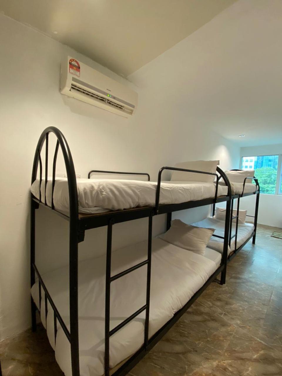 H2 Worldpackers , The Social Hotel Кота-Кінабалу Екстер'єр фото