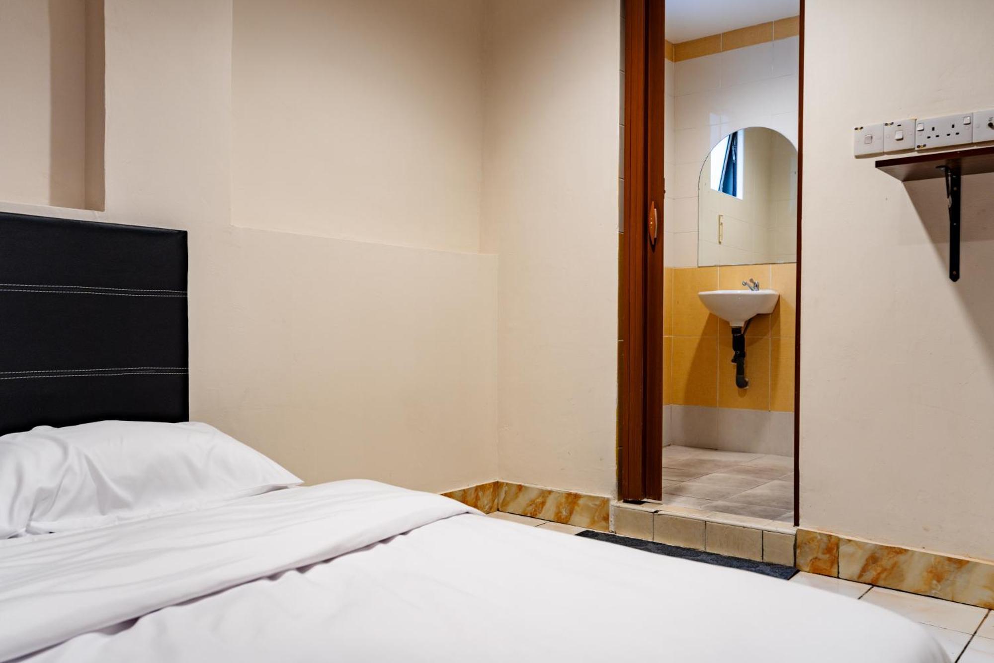 H2 Worldpackers , The Social Hotel Кота-Кінабалу Екстер'єр фото